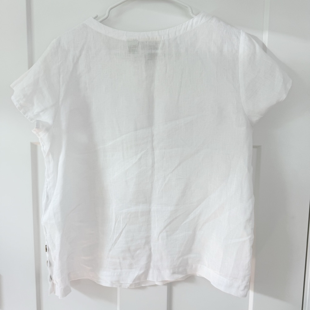 100% Linen Top with Side Buttons - Picture 2 of 6